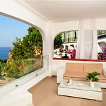 Hotel Le Calette Bay 4*