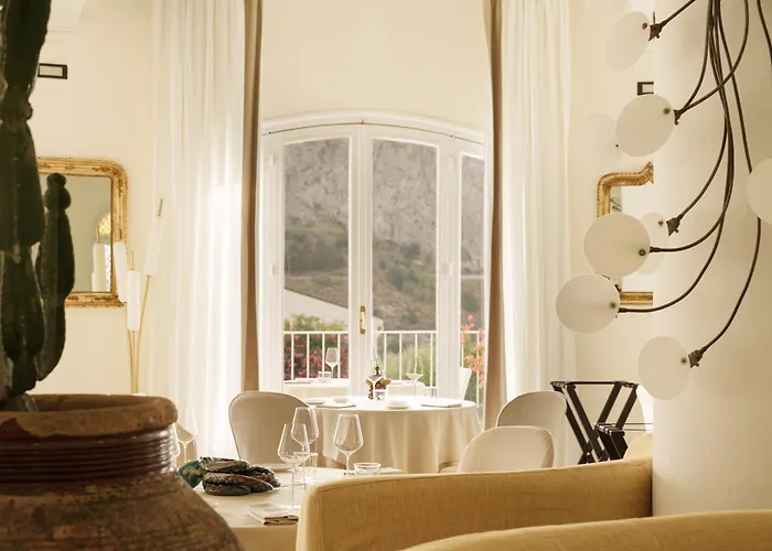 Hotel Le Calette Bay