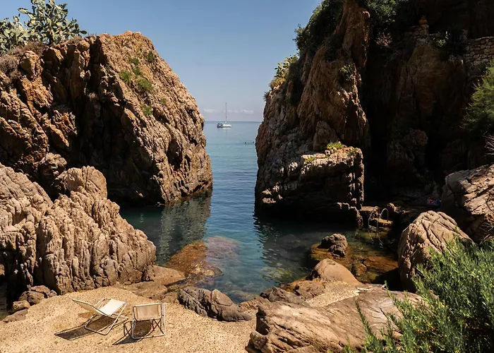 Hotel Le Calette Bay 4*