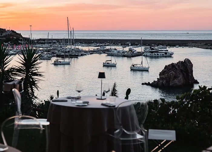 Le Calette Bay Hotel Cefalú