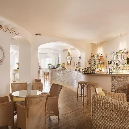 ホテル Le Calette Bay