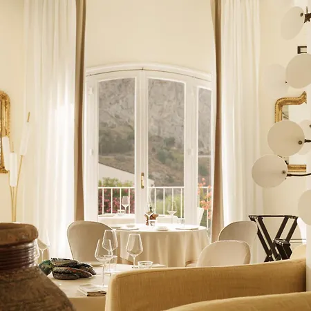 ホテル Le Calette Bay