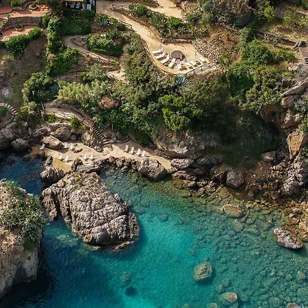 Le Calette Bay 4* チェファル