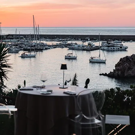 Le Calette Bay Hotel Cefalú