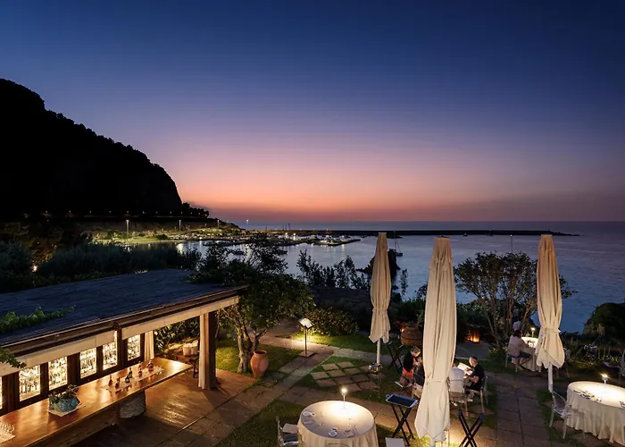 호텔 Le Calette Bay 체팔루